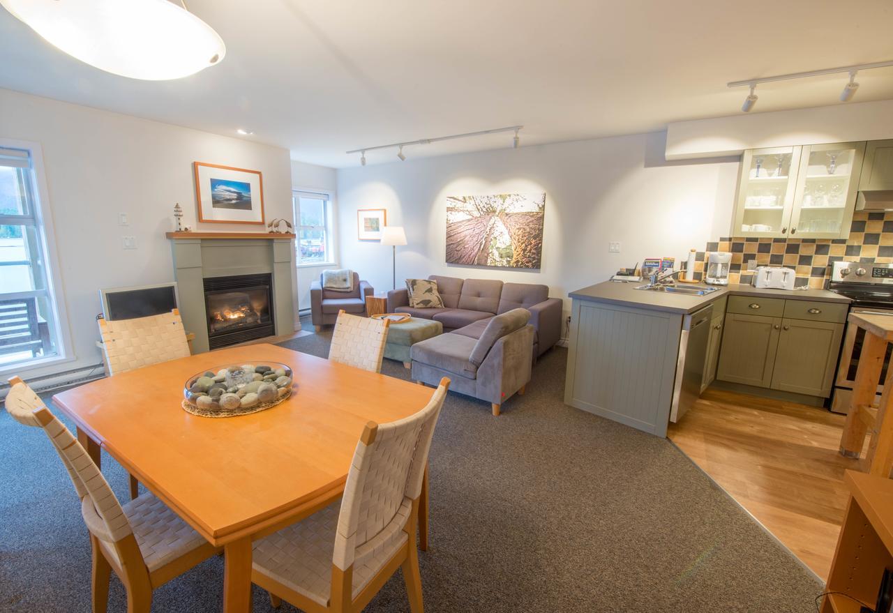 Luxury 2Br Oceanfront Condo By Onlybc 201 Tofino Eksteriør billede