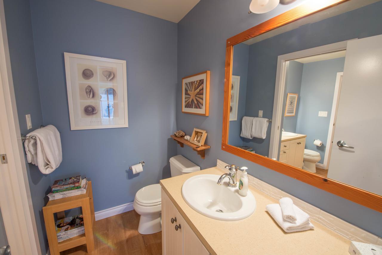 Luxury 2Br Oceanfront Condo By Onlybc 201 Tofino Eksteriør billede